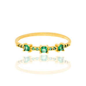 GOLD RING WITH ZIRCONIA