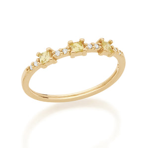 GOLD RING WITH ZIRCONIA