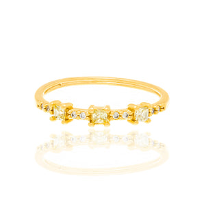 GOLD RING WITH ZIRCONIA
