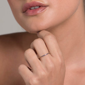 GOLD STUDDED SKINNY RING IN BLUE