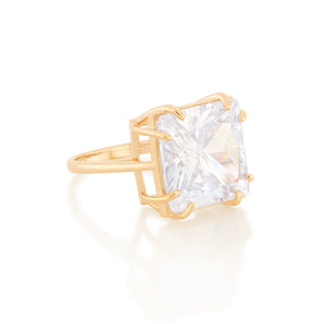 GOLD RING WITH ZIRCONIA
