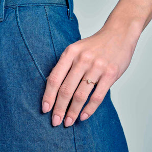 GOLD STUDDED HEART SKINNY RING