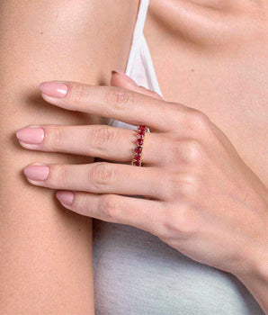 GOLD HEART STUDDED RING IN RED