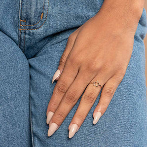 GOLD STAR SKINNY RING