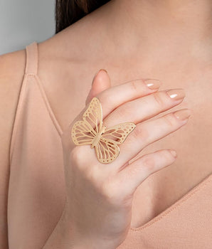 GOLD LARGE BUTTERFLY MAXI RING