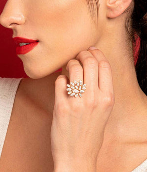 GOLD LUXURY CELEBRATE RING