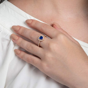 GOLD ROYAL HEART RING IN BLUE