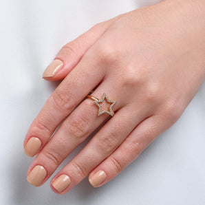 GOLD STUDDED STAR RING