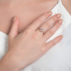 GOLD ROYAL HEART RING IN LIGHT PINK
