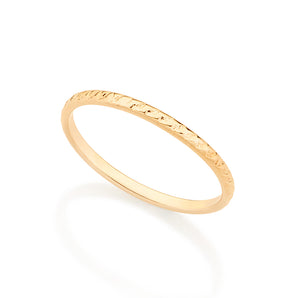 GOLD TEXTURED SKINNY RING