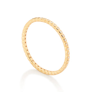 GOLD MINI STUDDED SKINNY RING