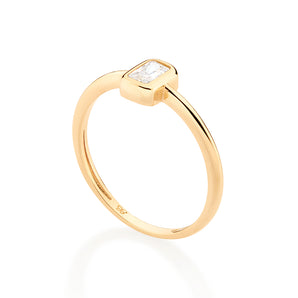GOLD SMALL PIECE OF LOVE SOLITAIRE RING IN WHITE