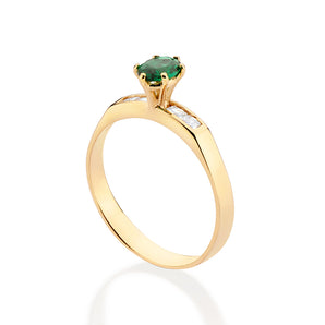 GOLD HOLIDAY SURPRISE SOLITAIRE RING IN GREEN