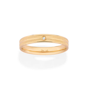 GOLD TEXTURED STUDDED WEDDING BAND