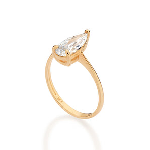 GOLD MAJESTIC DROPLET SOLITAIRE RING