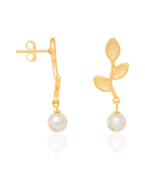 GOLD EARRING WITH SYNTHETIC PEARLS