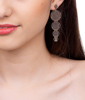 GOLD EARRING
