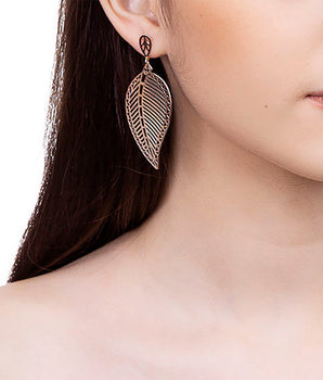 GOLD EARRING