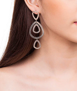 GOLD EARRING
