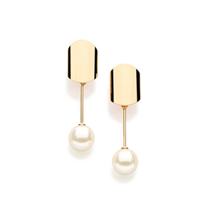 GOLD EARRING WITH PEARL
