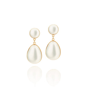 GOLD EARRING WITH PEARL