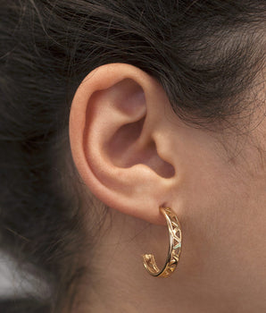 GOLD EARRING
