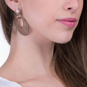 GOLD EARRING