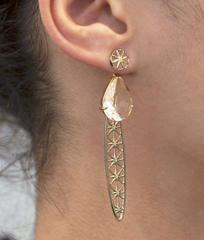 GOLD EARRING WITH CRISTAL