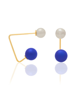 GOLD EARRING WITH PEARL