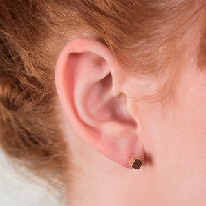 GOLD EARRING