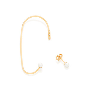 GOLD EARRING WITH PEARL AND ZIRCONIA