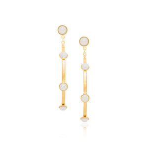 GOLD EARRING WITH PEARL