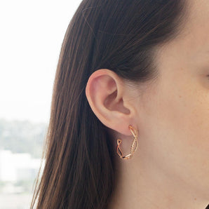 GOLD EARRING WITH ZIRCONIA