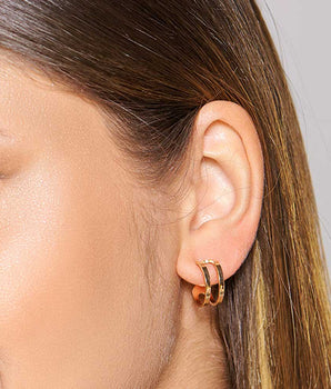 GOLD EARRING