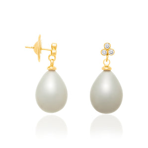 GOLD EARRING WITH PEARL AND ZIRCONIA