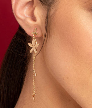 GOLD FLOWER MAXI DANGLY EARRINGS
