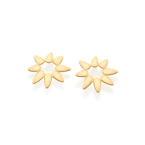 GOLD SPIKY FLOWER STUD EARRINGS