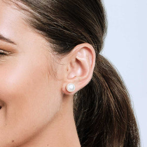 GOLD PEARL STUD EARRINGS