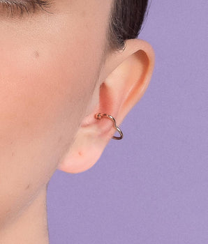 GOLD HEART EAR CUFF