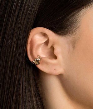 GOLD HEART BEAT EAR CUFF