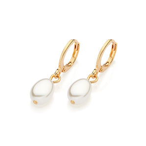GOLD PLATED EARRING WITH PEARL