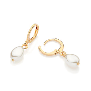 GOLD PLATED EARRING WITH PEARL