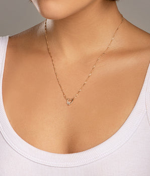 GOLD CHAIN WITH CRYSTAL