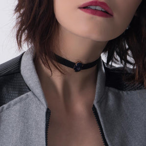 GOLD CHAIN WITH CRYSTAL
