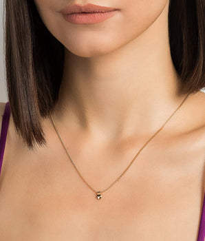 GOLD TINY HEART NECKLACE