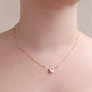 GOLD MODERN POINT OF LIGHT NECKLACE