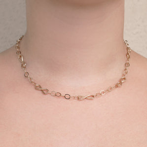 GOLD INFINITE BOND NECKLACE