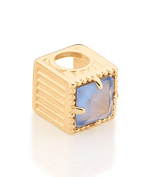 GOLD PENDANT WITH CRYSTAL
