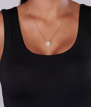GOLD PENDANT WITH PEARL AND ZIRCONIA