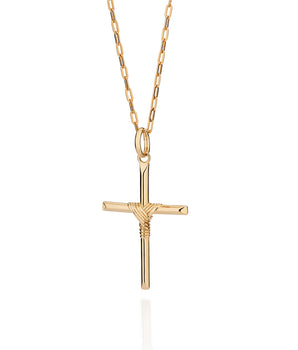 GOLD DETAILED CROSS PENDANT